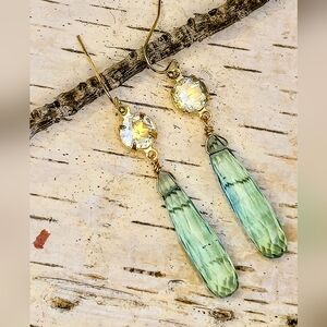 Stunning Green Amethyst/ Prasiolite 4 TW Carats & Long Drop Prasiolite Earrings